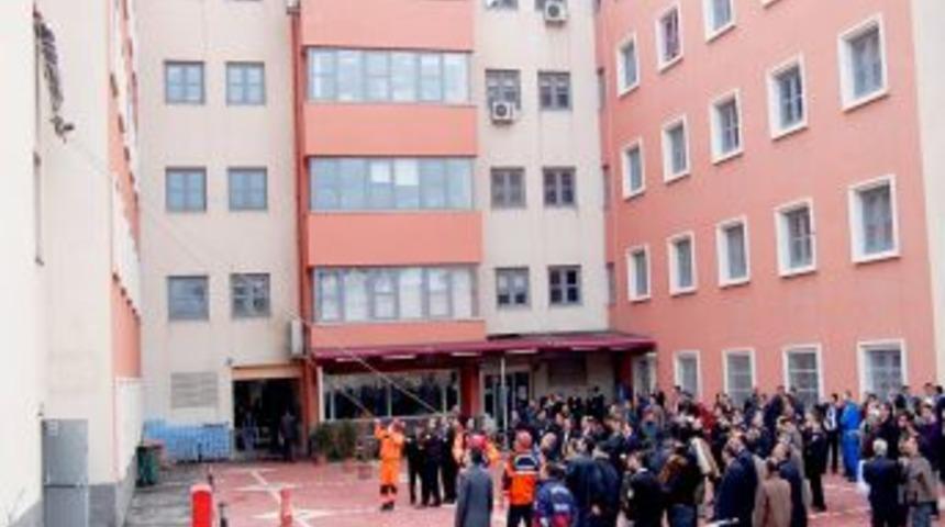 Tatbikat ger&ccedil;eği aratmadı