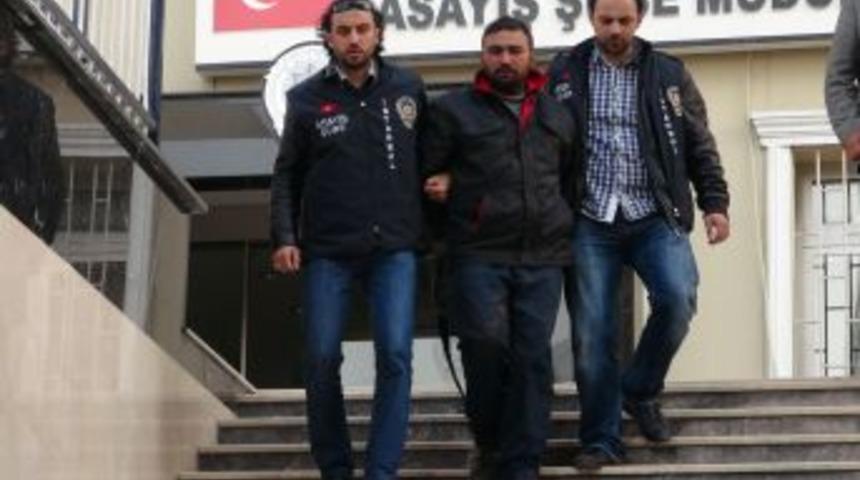 Kadınların bileziklerine dadanan 'sahte Hızır' polisten ka&ccedil;amadı