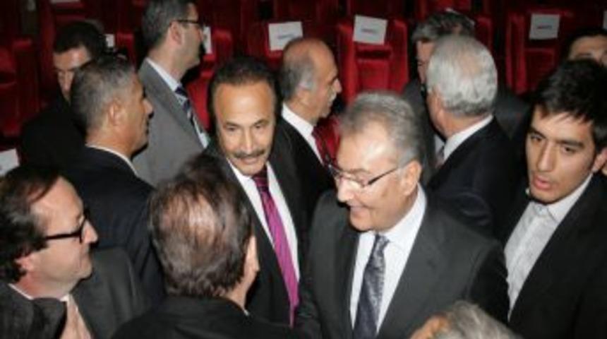 Deniz Baykal: Her şey devletten beklenmez