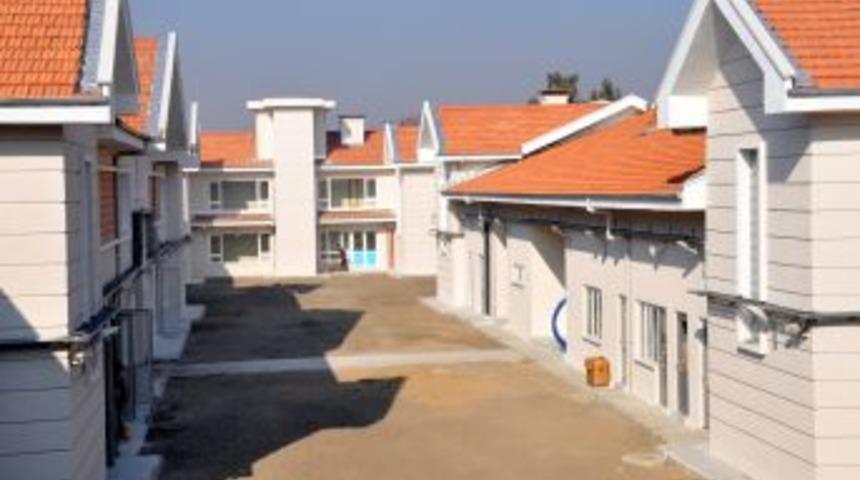 Kaçaklar için lüks otel ayarında barınma evi