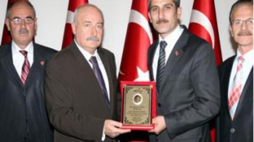 Ankara muhtarları Vali Y&uuml;ksel'i ziyaret etti