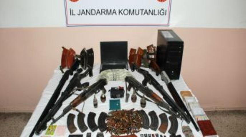 PKK'ya ağır darbe: 18 kişi yakalandı