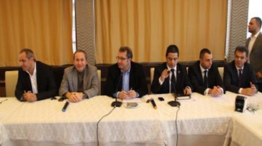 Samsunspor Kul&uuml;b&uuml;nden 29 kişi istifa etti