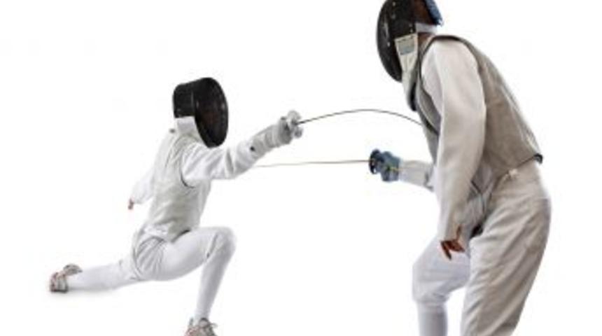 Beyoğlu'nda eskrim atölyeleri düzenlenmeye başladı.