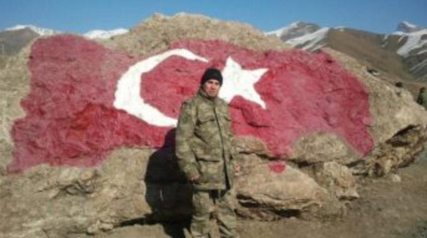 Şehit Kaya, köyde anne ve babasının yanına defnedildi