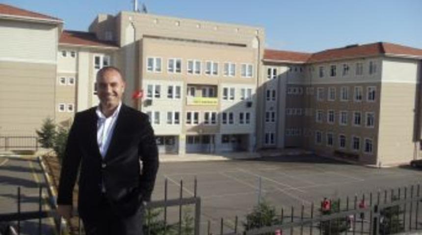 Hayırsever işadamı Adem Peker&rsquo;den eğitime destek