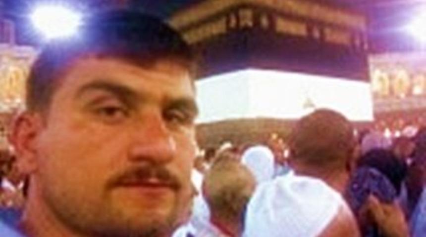 Hac d&ouml;n&uuml;ş&uuml; Suriye'de g&ouml;zaltına alındığı &ouml;ne s&uuml;r&uuml;len T&uuml;rk iş&ccedil;inin ailesi endişeli