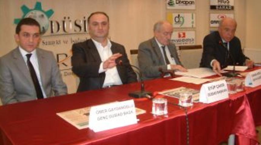 D&Uuml;SİAD Başkanı &Ccedil;akır: Tabelada il yazmakla il olunmuyor