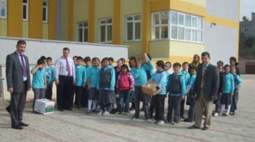 Kardeş okula anlamlı ziyaret