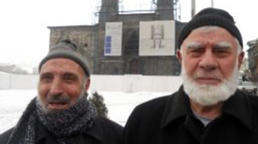 Erzurumlular Fransa'ya tepkili