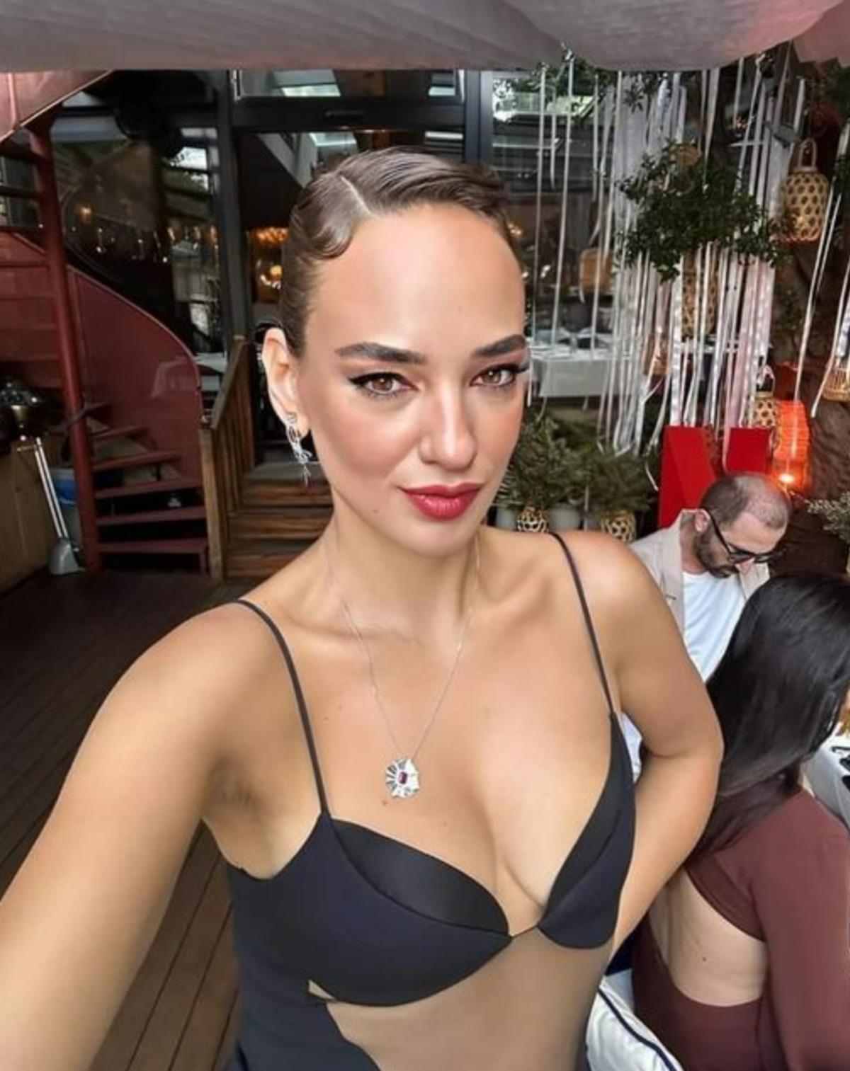 Seda Bakan 41 yaşına girdi! Doğum günü kombini dikkat çekti 2