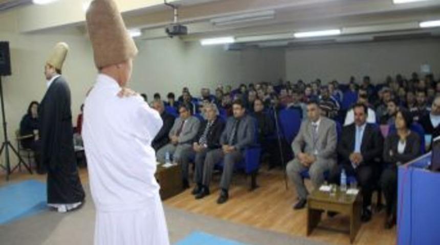 Mahkumlar semazen g&ouml;sterisiyle huzur buldu