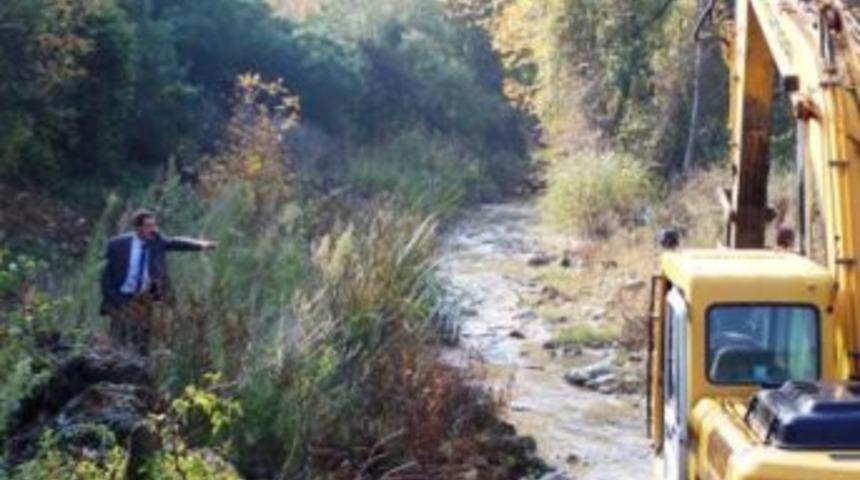 Armutlu'da çalışmalar aralıksız devam ediyor