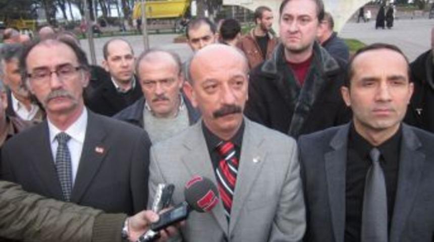 Fransa&rsquo;nın yasa tasarısına tepki i&ccedil;in &Uuml;nyeli siyaset&ccedil;iler tek v&uuml;cut oldu