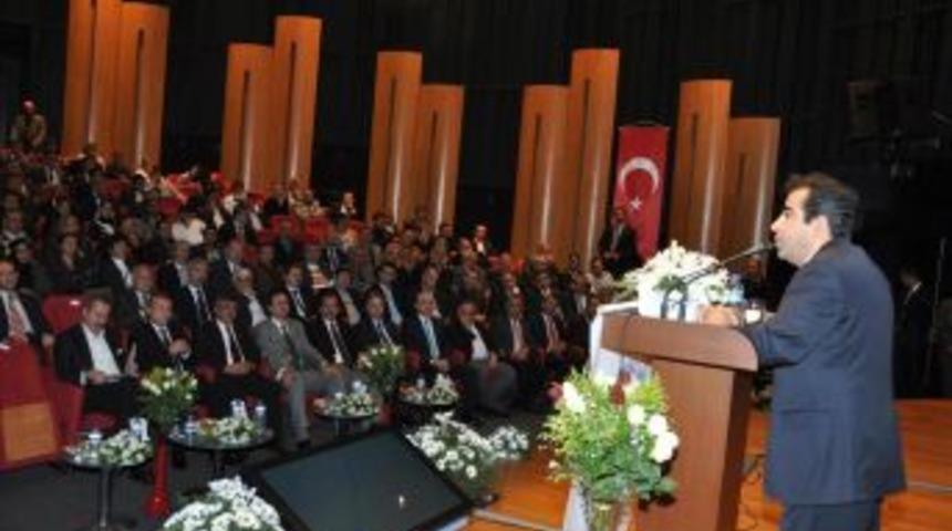 Vali G&uuml;zeloğlu Mersin&rsquo;i değerlendirdi