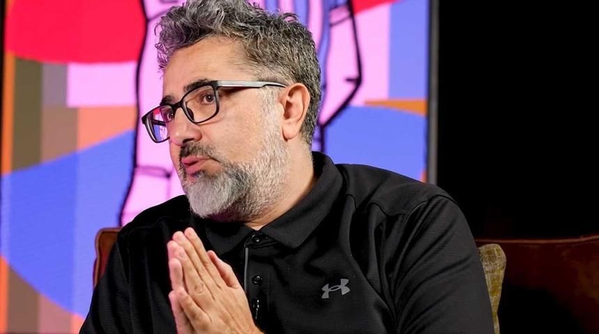 Serdar Ali &Ccedil;elikler'den Emre Bel&ouml;zoğlu'na sert s&ouml;zler! "İyi hoca değilsin deyince kızıyorsun"