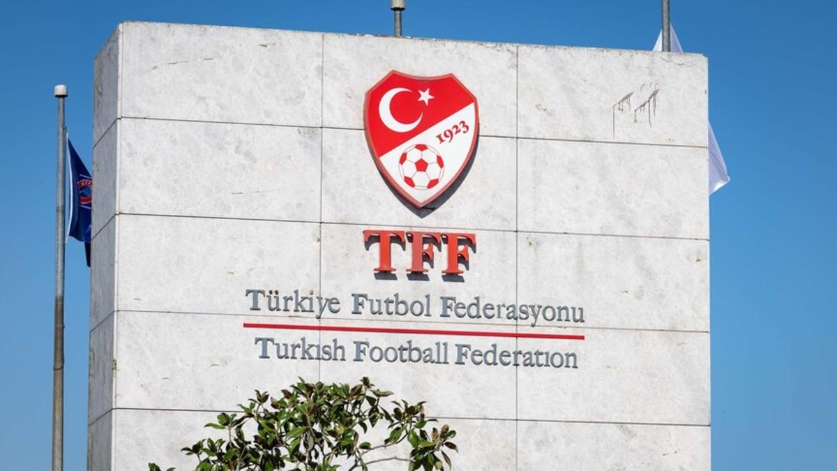 Trabzonspor ve Beşiktaş tan derbi öncesi çağrı! Türk futbolundan kaldırılsın 3