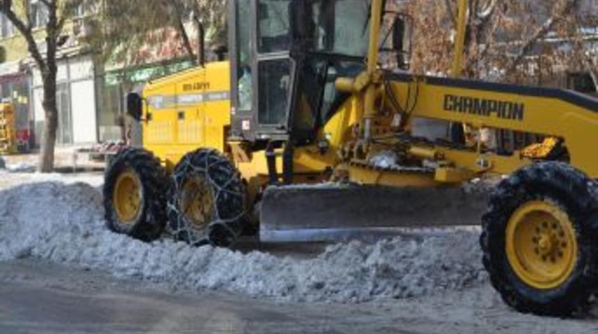 Muş&rsquo;ta kar y&uuml;z&uuml;n&uuml; g&ouml;sterdi