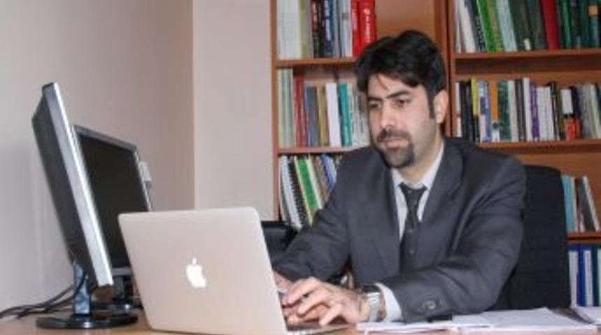 "Dışa bağımlılıktan kurtulmadık&ccedil;a k&uuml;resel g&uuml;&ccedil; olamayız"