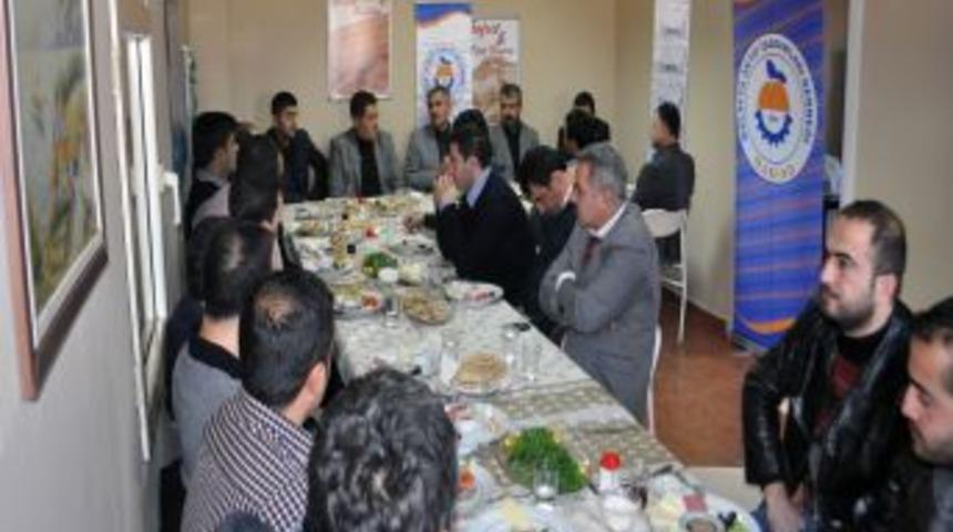 Gen&ccedil; Makiad &lsquo;Firma Tanıtım G&uuml;nleri&rsquo; etkinliği başlattı