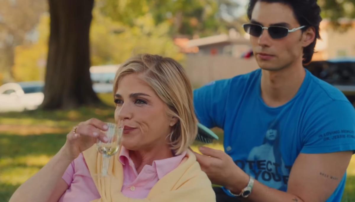 Selma Blair uçakta olay çıkardı: Kabin memuru, polis ve hemşireye saldırı 2