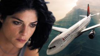 Selma Blair uçakta olay çıkardı: Kabin memuru, polis ve hemşireye saldırı