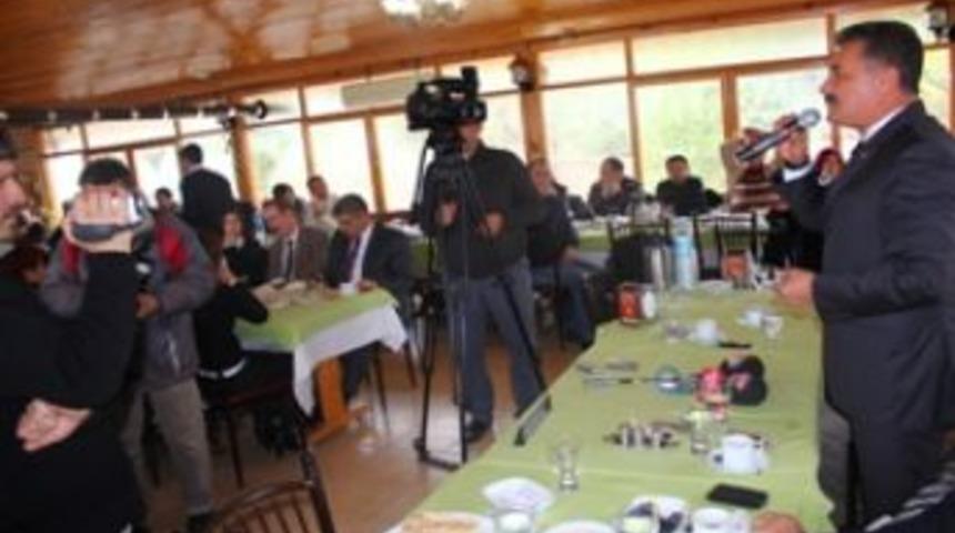 Başkan Tuna, basın mensuplarıyla buluştu