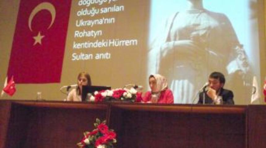 &Ouml;ğrenciler: Harem, kadınların yetiştirilmesi i&ccedil;in bir eğitim m&uuml;essesesi