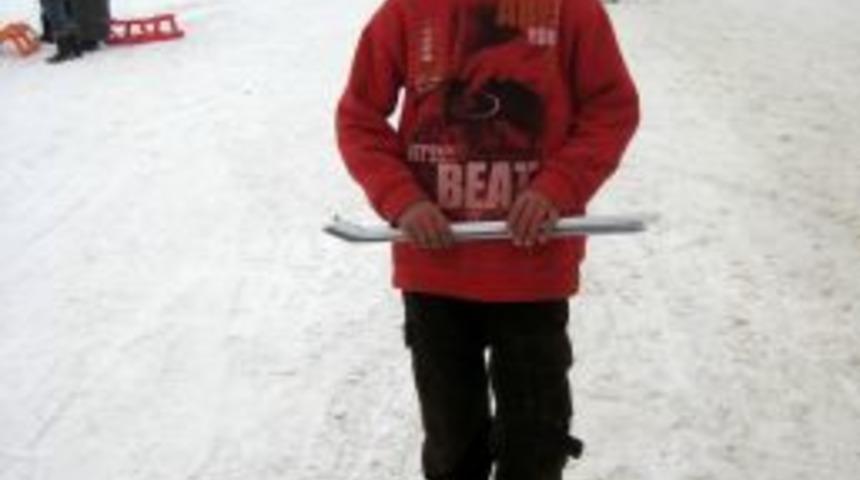 Erzurumlular kayak, kızak ve pvc üzerinde kaymanın tadını çıkarttı