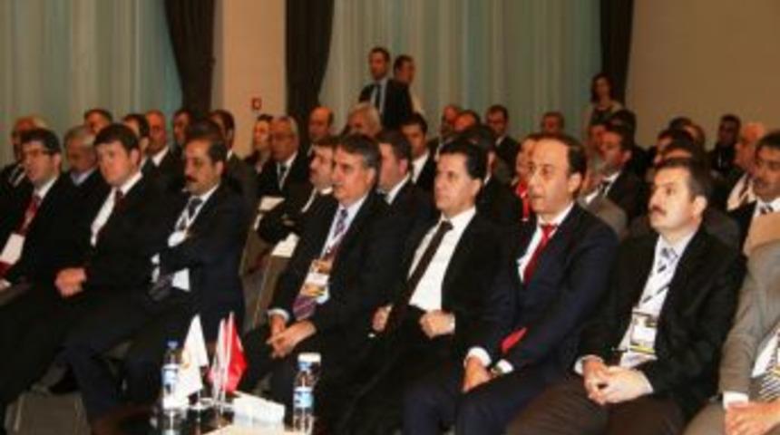 Vali Ayvaz: Kahraman bildiklerimizin,aslında hain olduğunu yeni yeni &ouml;ğreniyoruz