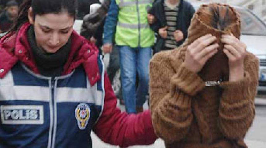 Kartvizitli fuhuş &ccedil;etesi &ccedil;&ouml;kertildi