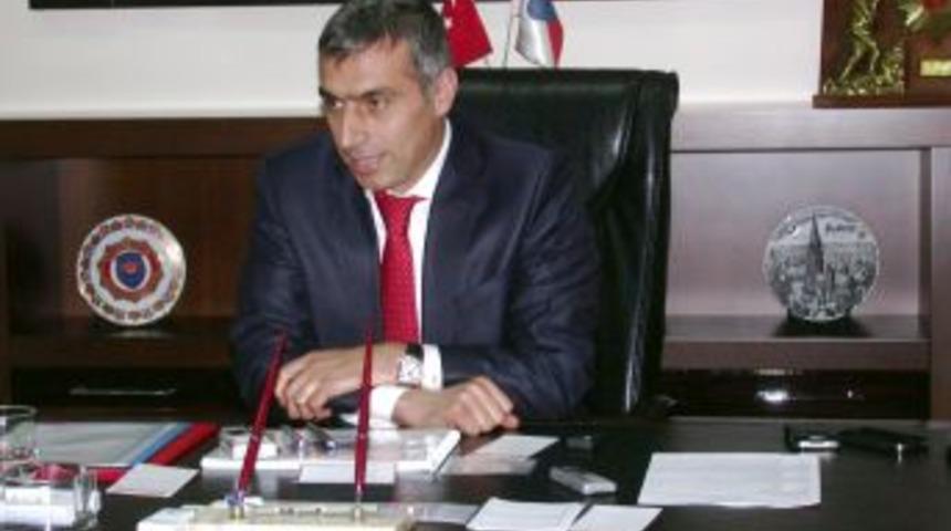 Kars İl Emniyet M&uuml;d&uuml;r&uuml; &Ccedil;akmak g&ouml;revine başladı