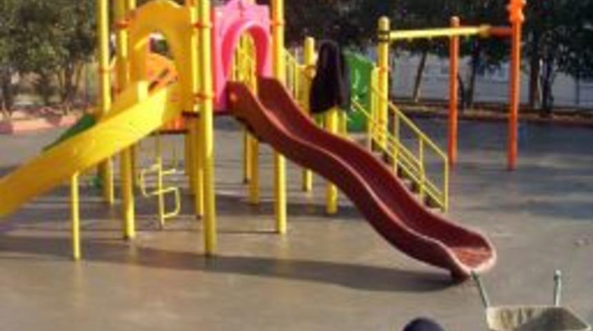 İzmit'teki parklar yenileniyor