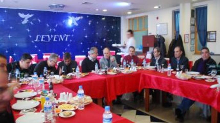 Vanlı iş adamlarından Tavşanlı&rsquo;ya iadei ziyaret