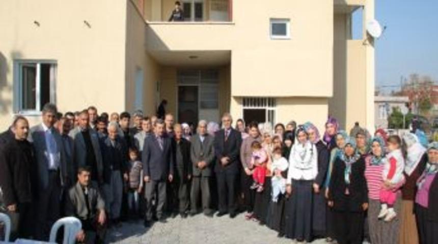 Sarı&ccedil;am M&uuml;ft&uuml;l&uuml;ğ&uuml;&rsquo;nden depremzedelere &lsquo;kardeş&rsquo; eli