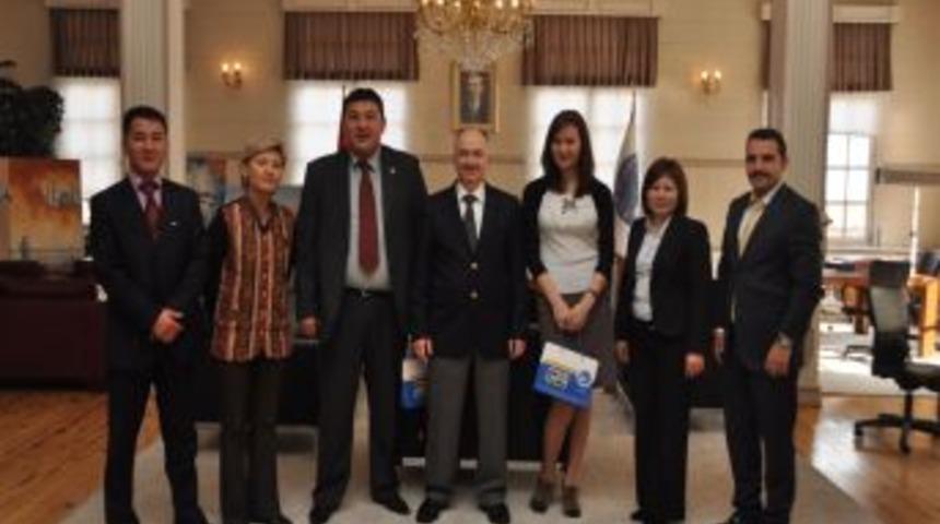 Türki Cumhuriyetler’den Eyüp Sultan’a misafir