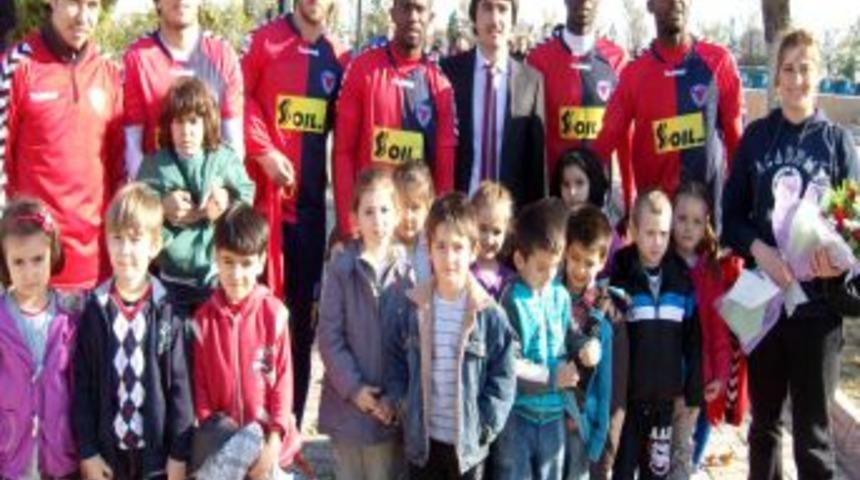 Yıldırımhan&rsquo;dan Mersin İdmanyurdu&rsquo;na moral ziyareti