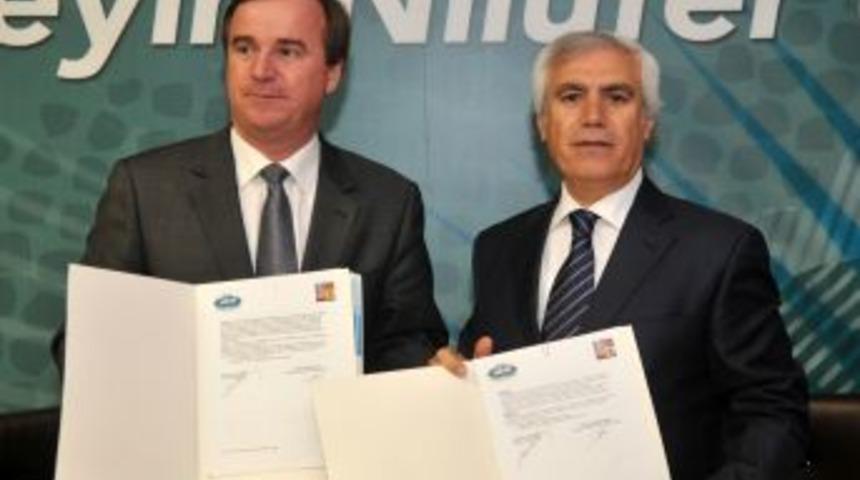 Nil&uuml;fer, Fransa'nın Chalette Sur Loing kentiyle kardeş oldu