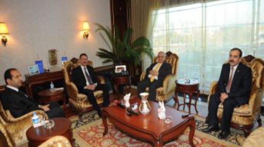 Van milletvekillerinden G&ouml;k&ccedil;ek'e teşekk&uuml;r ziyareti