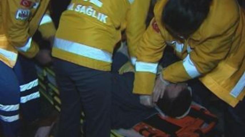 İki ara&ccedil; kafa kafaya &ccedil;arpıştı: 1&ouml;l&uuml;, 1 yaralı