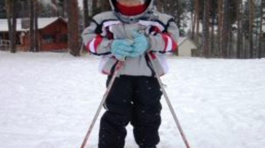 Sarıkamış Bayraktepe Kayak Merkezi yerli ve yabancı kayak&ccedil;ılarla doldu