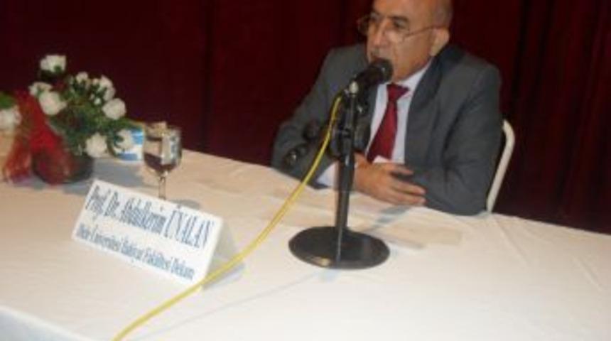 'İslam ayrımcılığa şiddetle karşı &ccedil;ıkar'