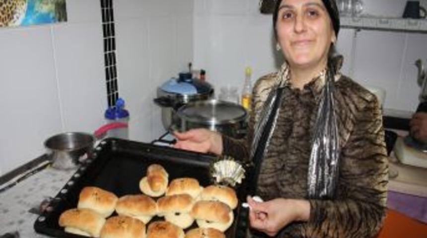 Azmin elinden hi&ccedil;bir şey kurtulmuyor