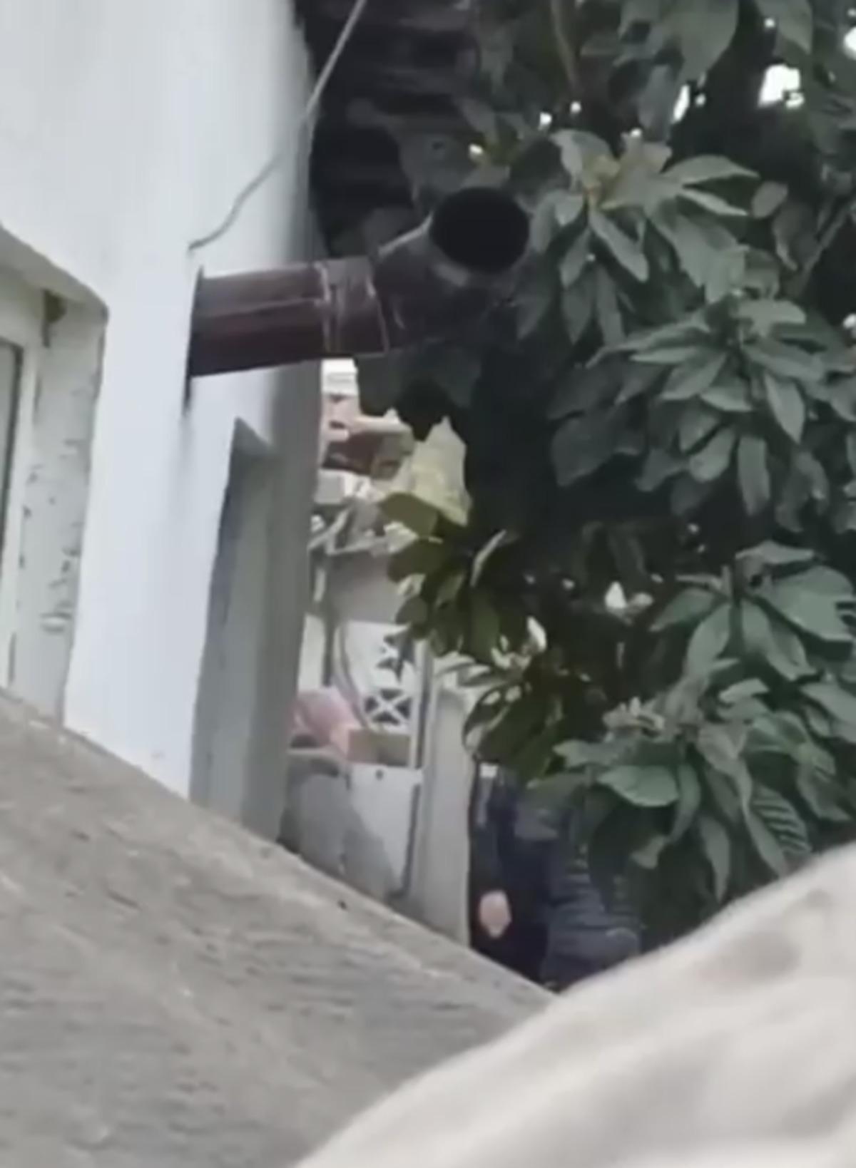  Torbacı neneler e operasyon! G&ouml;zaltına alındılar 2