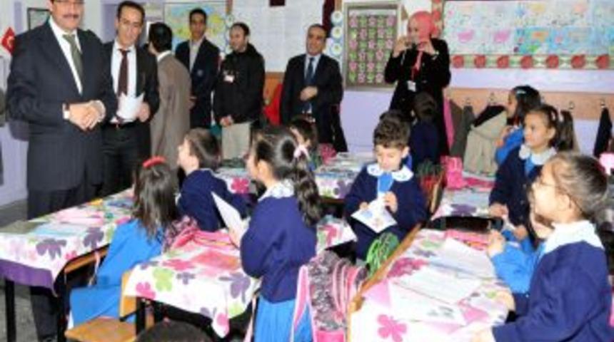 &Ouml;ğrencilere ağız ve diş sağlığı anlatıldı