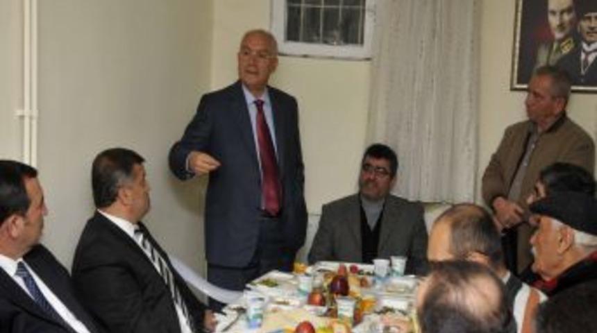 Muharrem iftarına katılan Belediye Başkanı Yaşar'dan Batıkent'e cemevi s&ouml;z&uuml;
