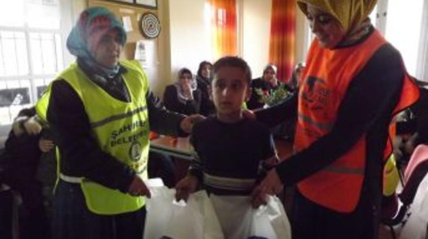 Otistik &ccedil;ocukların yardımına koştular