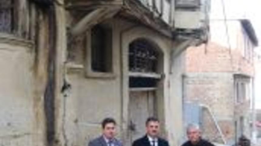 Tarihi binalar restore edilecek