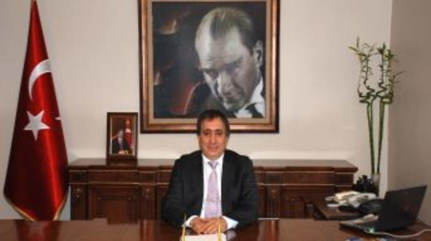 Karab&uuml;k Valiliği'nden kaybolmaya y&uuml;z tutmuş sanatlara destek