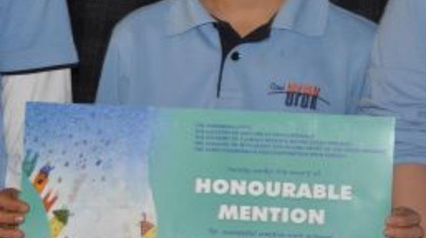 Özel Hayat Ufuk öğrencisine uluslararası onur ödülü